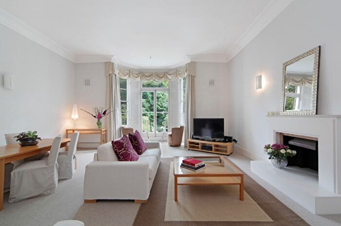2 Bedroom Flat To Rent In Lexham Gardens, W8