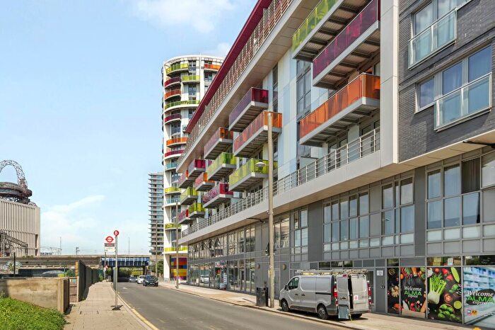 2 Bedroom Flat For Sale In Warton Road, Stratford, E15