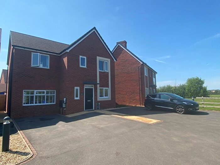 3 Bedroom Detached House For Sale In Kiddlestich Road, Bramshall, ST14