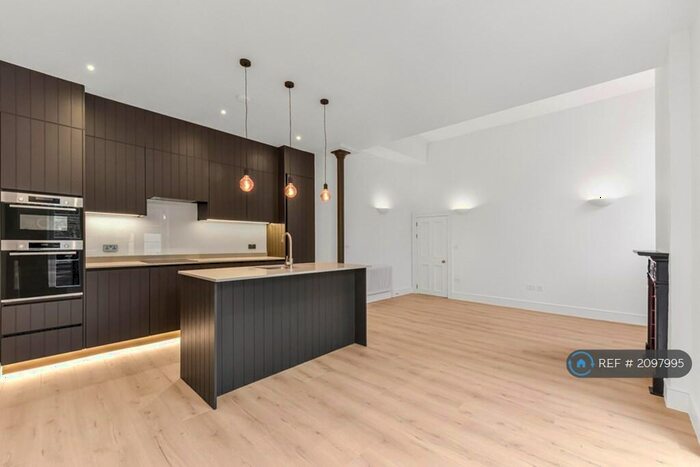 3 Bedroom Maisonette To Rent In North Road, London, N7