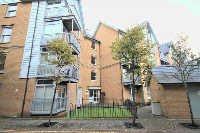 1 Bedroom Flat To Rent In Bingley Court, Canterbury, CT1