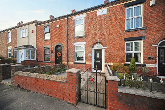 2 Bedroom Terraced House For Sale In Billinge Road, Wigan, WN5