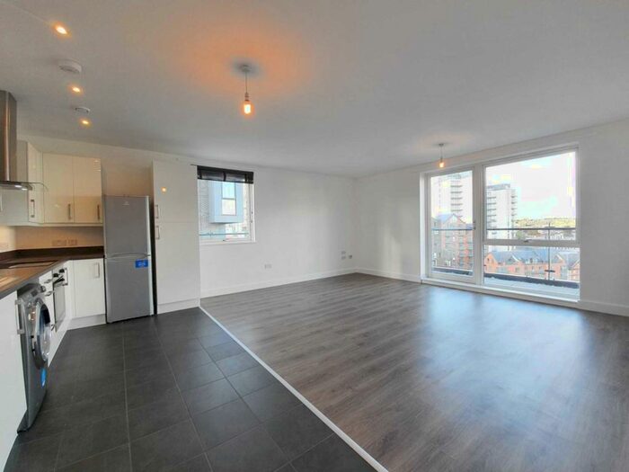 2 Bedroom Penthouse To Rent In Stoke Quay, IP2