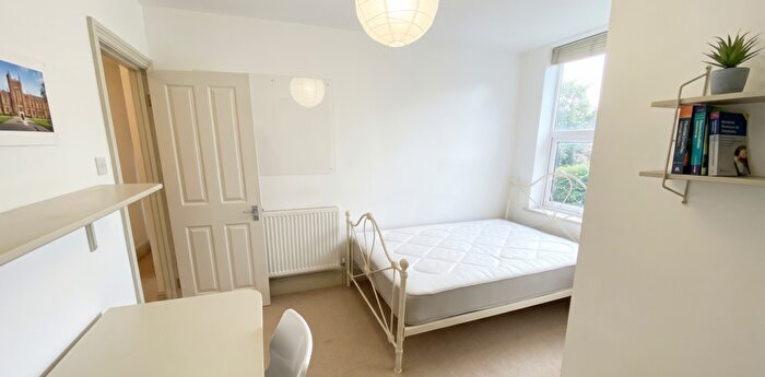 4 Bedroom Terraced House To Rent In Gleave Road, Selly Oak, Birmingham, B29