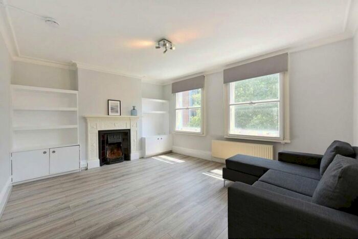 3 Bedroom Flat To Rent In New Kings Road, London, SW6