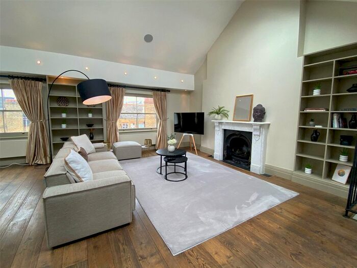 3 Bedroom Flat To Rent In Nottingham Place, London, W1U