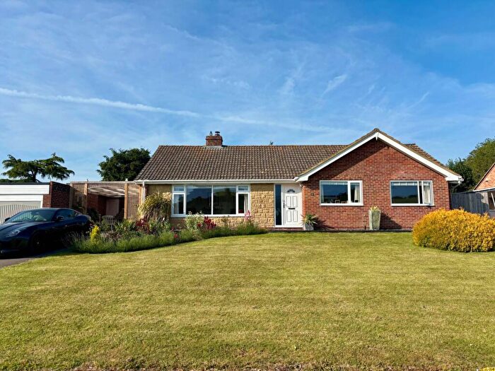3 Bedroom Detached Bungalow For Sale In Downs Close, Eastbury, Hungerford, RG17