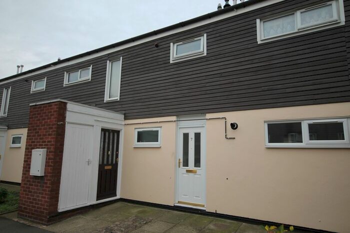 1 Bedroom Maisonette To Rent In Lismore Close, Nottingham, NG7