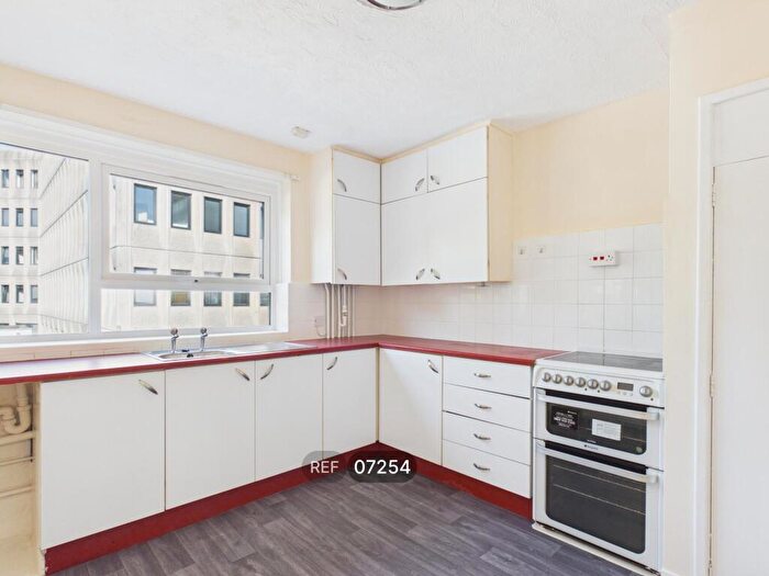 3 Bedroom Flat To Rent In Leeson House, St. Marys Court, Peterborough, PE1