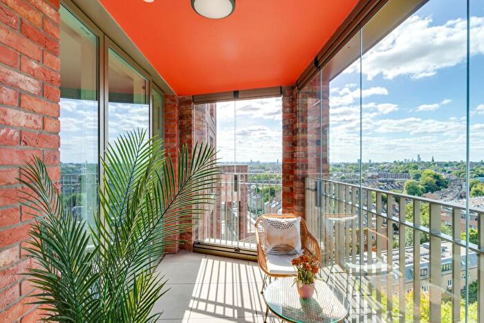 1 Bedroom Apartment For Sale In The Clay Yard, Liddell Place, NW6