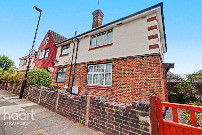 3 Bedroom End Of Terrace House To Rent In Holborn Road, London, E13