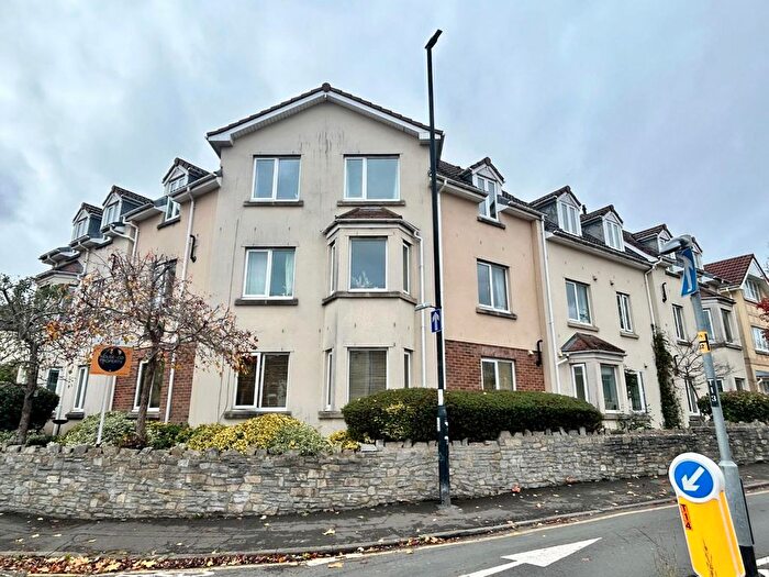 3 Bedroom Flat For Sale In Cooperage Road, Redfield, Bristol, BS5