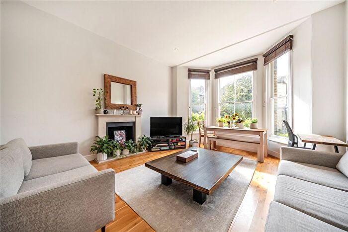 1 Bedroom Flat To Rent In The Chase, London, SW4