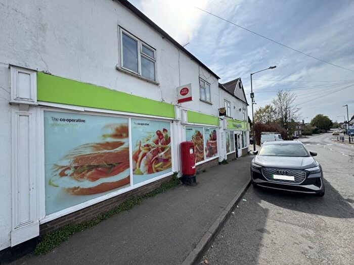 2 Bedroom Flat To Rent In School Street, CV8