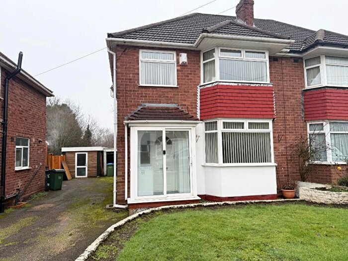 3 Bedroom Semi Detached House To Rent In Temple Meadows Road, West Bromwich, West Midlands, B71