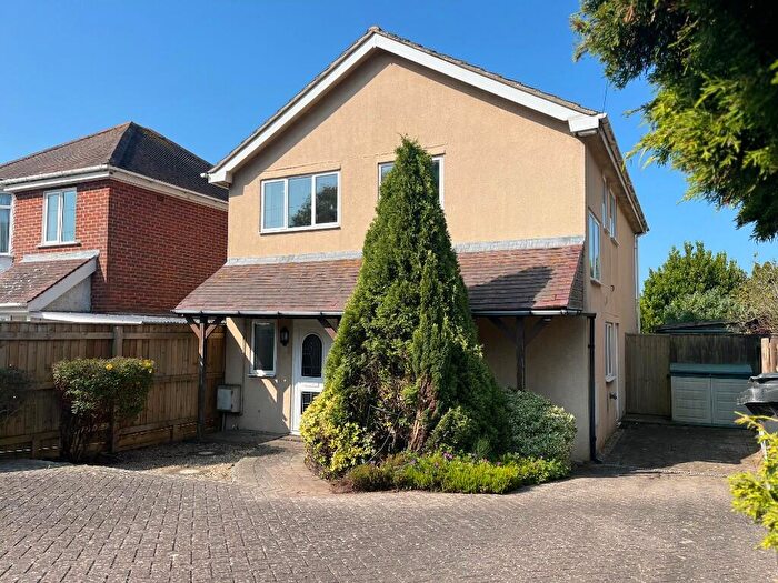 3 Bedroom Detached House For Sale In Ulwell Road, Swanage, Dorset, BH19