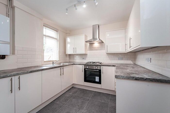 4 Bedroom House To Rent In Northford Close, Shrivenham, Swindon, SN6
