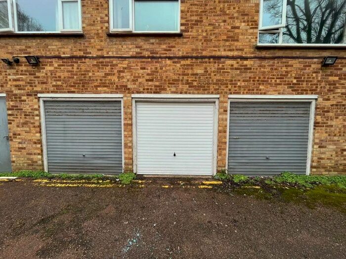 Garage / Parking To Rent In Garage, Braemar House, Norfolk Rd, BN1