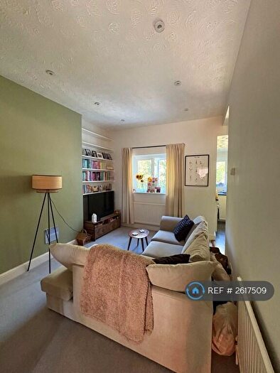 1 Bedroom Flat To Rent In Avondale Road, South Croydon, CR2