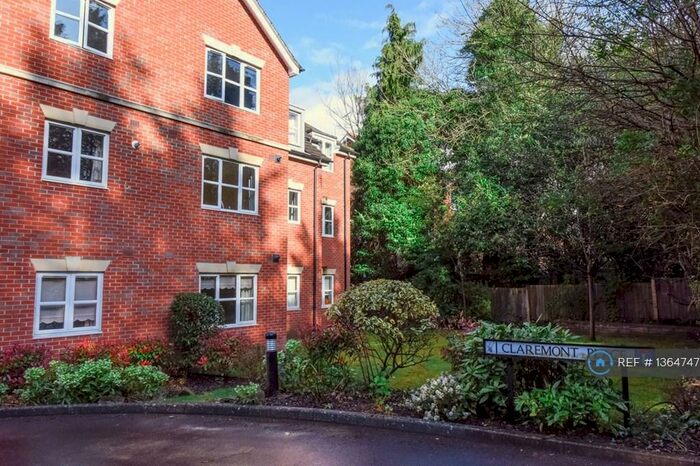 2 Bedroom Flat To Rent In Claremont Place, Blackwater, Camberley, GU17