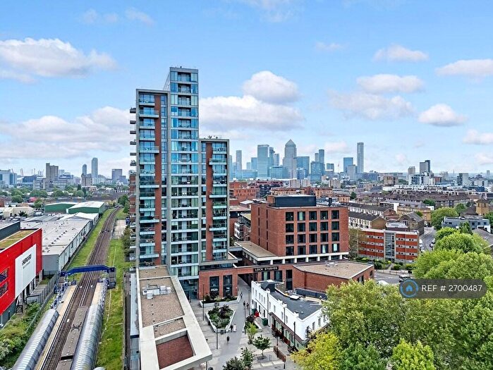 2 Bedroom Flat To Rent In Corsican Square, London, E3