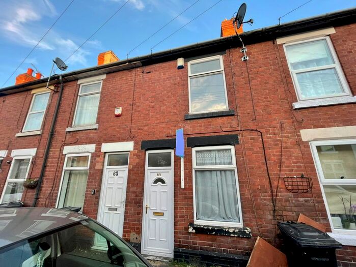 3 Bedroom Terraced House To Rent In Holcombe Street, Derby, DE23