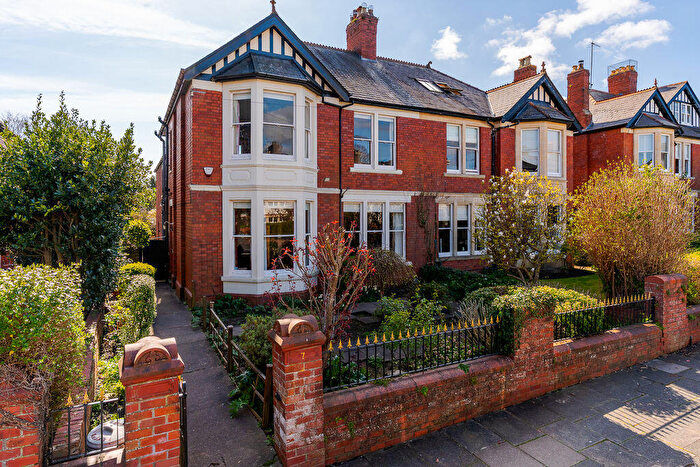 5 Bedroom Semi Detached House For Sale In Archer Road, Penarth, CF64