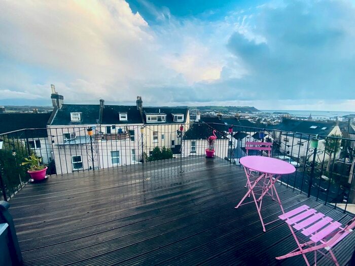 1 Bedroom Flat To Rent In Lipson Road, Lipson, Plymouth PL4