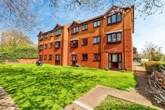 1 Bedroom Flat For Sale In Brunel Road, Southampton, SO15