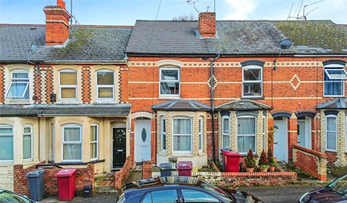 3 Bedroom Terraced House For Sale In Chester Street, Reading, Berkshire, RG30