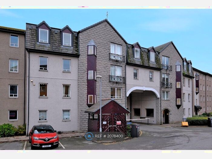 3 Bedroom Flat To Rent In Strawberry Bank Parade, Aberdeen, AB11