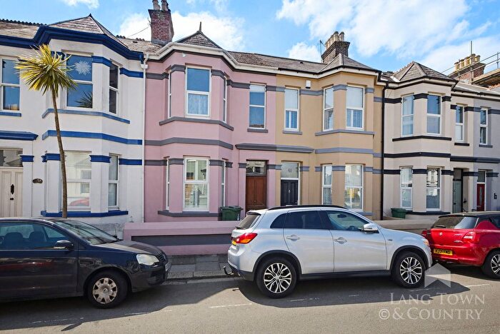 3 Bedroom Terraced House For Sale In Gifford Place, Peverell, Plymouth, PL3