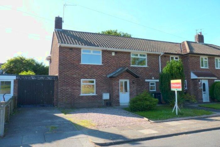 3 Bedroom Semi-Detached House To Rent In Hadley Avenue, Wirral, CH62