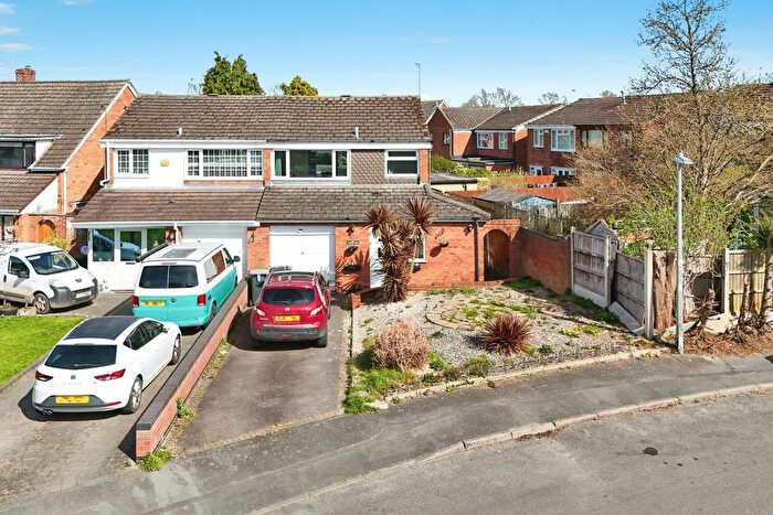 3 Bedroom Semi-Detached House For Sale In Pooley View, Polesworth, B78