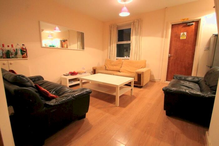 5 Bedroom Terraced House To Rent In Rhymney Street, Cardiff(City), CF24