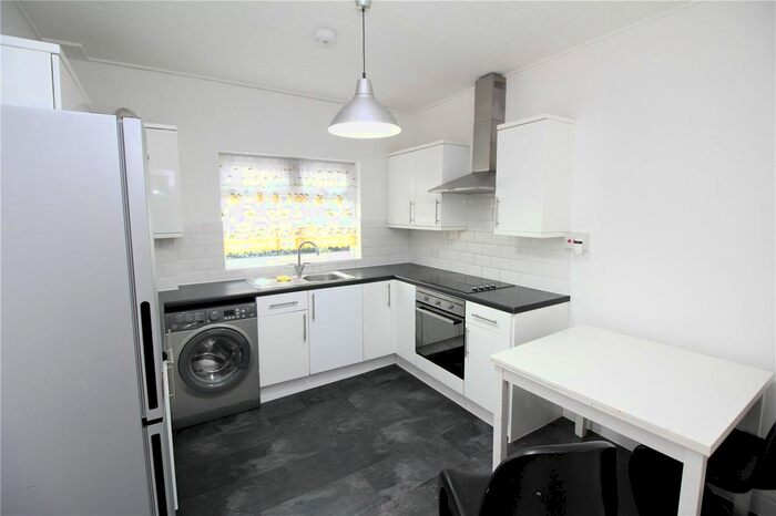 2 Bedroom Bungalow To Rent In Crown Road, Billericay, CM11