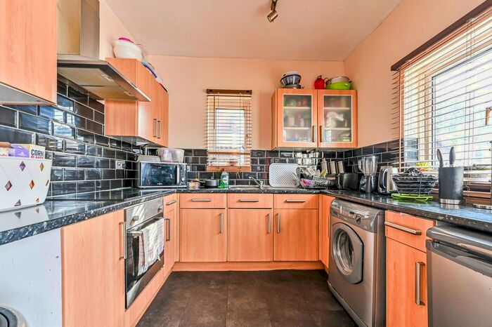 4 Bedroom Detached House For Sale In Allerford Road, Beckenham Hill, London, SE6