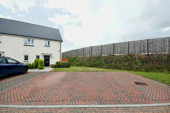 2 Bedroom Semi-Detached House For Sale In Radley Crescent, Basildon, Essex, SS15