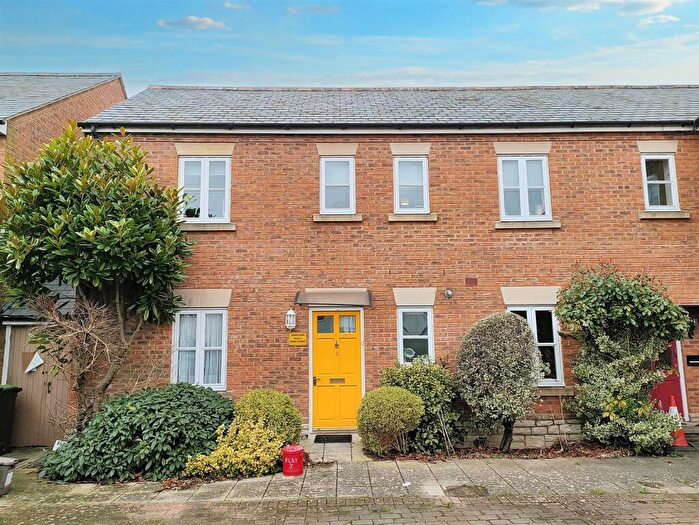 2 Bedroom Apartment For Sale In West Allington, Bridport, DT6