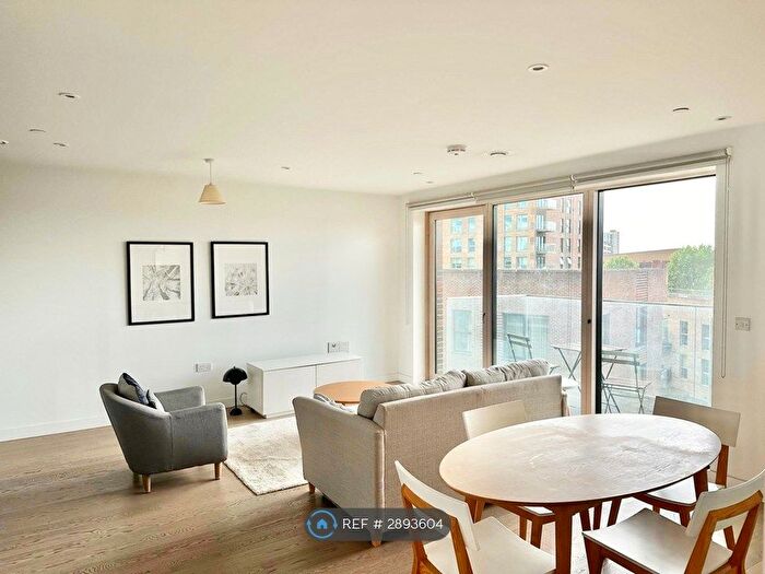 1 Bedroom Flat To Rent In Victory Place, London, SE17