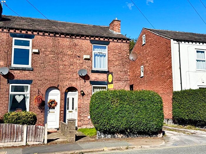 2 Bedroom End Terrace House For Sale In Moorside Road, Swinton, M27