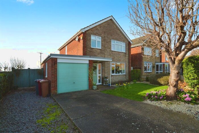 3 Bedroom Detached House To Rent In High Street, Yaddlethorpe, Scunthorpe, DN17