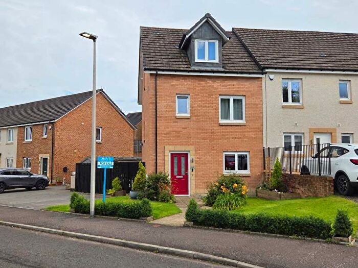 4 Bedroom Town House For Sale In Weir Crescent, Denny, FK6
