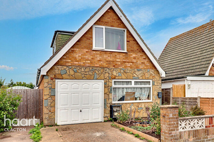3 Bedroom Detached House For Sale In Glebe Way, Clacton-On-Sea, CO15