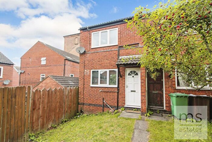 2 Bedroom Semi-Detached House To Rent In Allington Avenue, Nottingham, NG7
