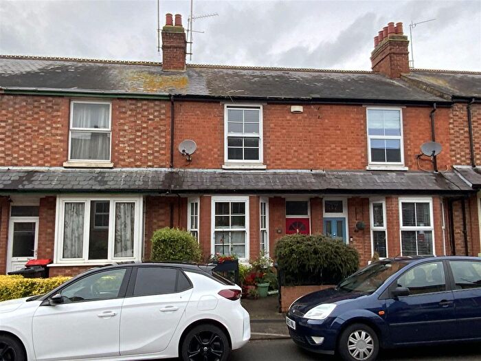3 Bedroom Terraced House For Sale In Clarence Road, Stony Stratford, Milton Keynes, MK11