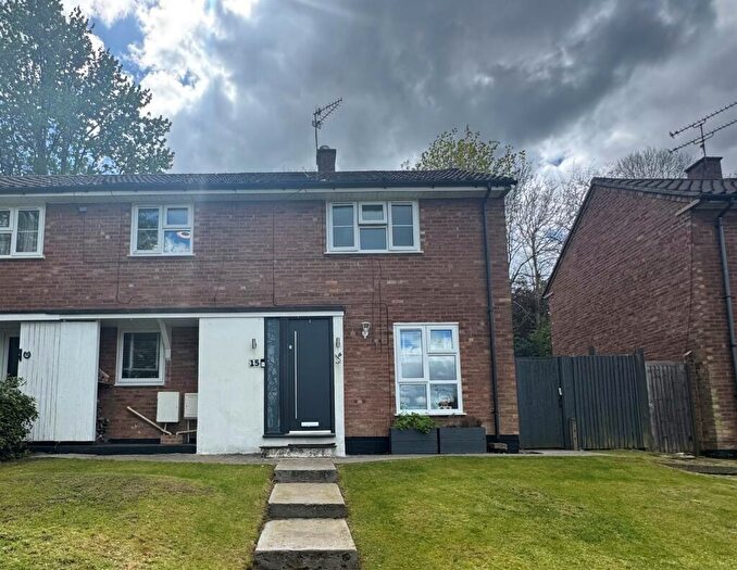 3 Bedroom Semi-Detached House For Sale In Greenfield, Welwyn Garden City, AL8