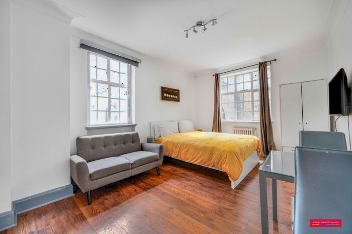 Studio To Rent In Seymour Street, London, W1H
