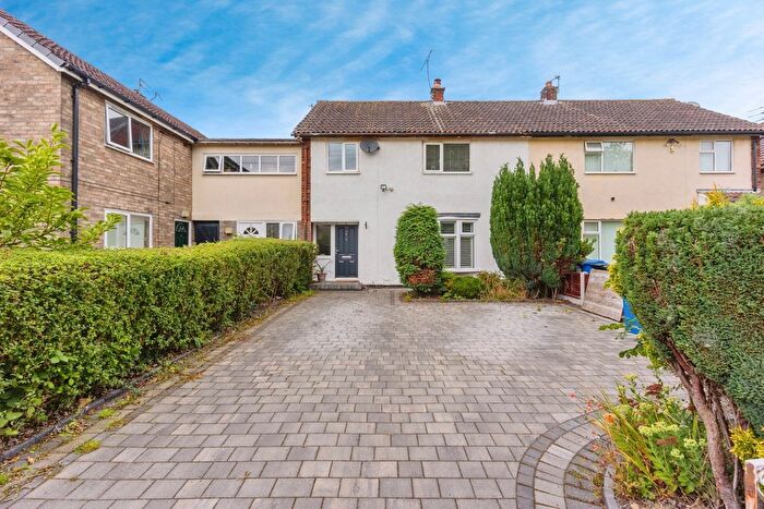 3 Bedroom Terraced House For Sale In Gipsy Lane, Stockport, Cheshire, SK2