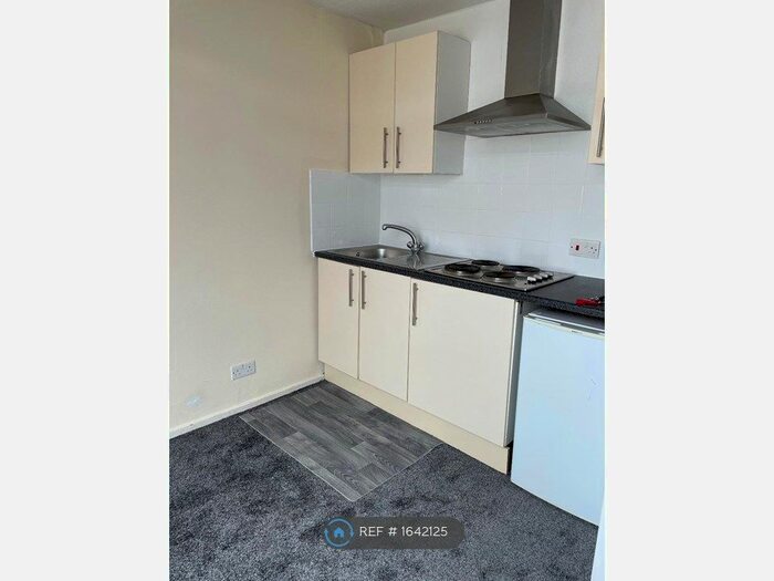 1 Bedroom Flat To Rent In Crop Common, Hatfield, AL10